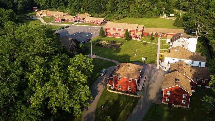 Alina Lodge NJ 7825