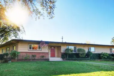 Clean and Sober Recovery Services CA 95662