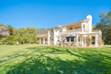 Cliffside Malibu CA 90265