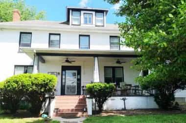 Damascus House MD 21225