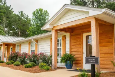 Defining Wellness Centers MS 39047