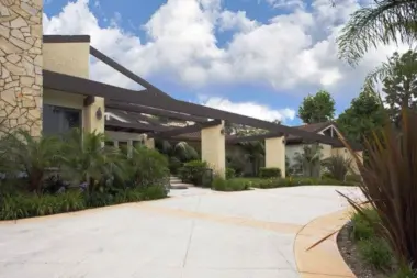 Domus Retreat CA 92807