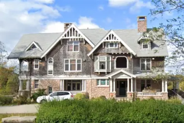 Gosnold at Emerson House MA 2574