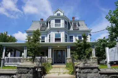 Granite House NH 3038