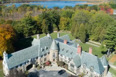 Guest House MI 48360