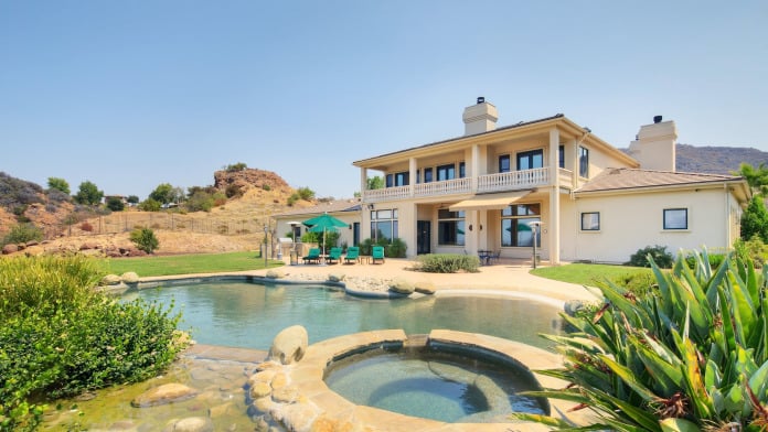 Malibu Hills Treatment Center CA 90265