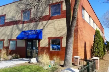 Park Avenue Center - Men's MN 55404