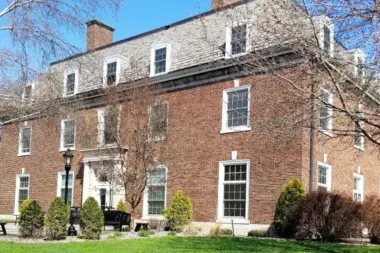 Park Avenue Center - Women's MN 55404