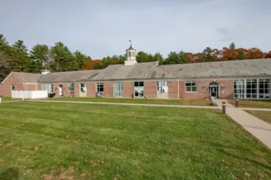 Phoenix House RI 2822