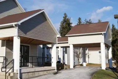 Pyramid Healthcare - Hillside Detox and Inpatient Treatment Center PA 18302