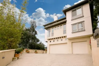 The Key House CA 90049