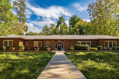 The Owl's Nest SC 29501