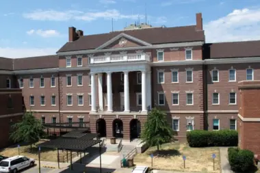 Veterans Health Care System of the Ozarks AR 72703