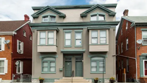 W House Inc