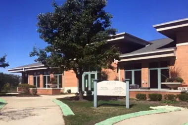 Clarus Center IL 60555