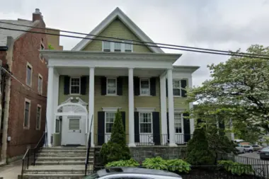 Connecticut Renaissance - Central Avenue CT 6702