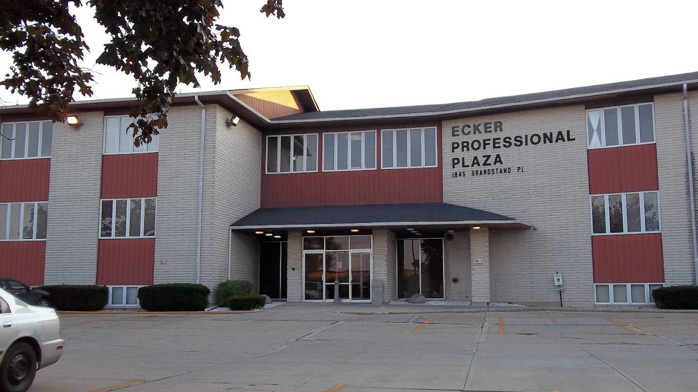 Ecker Center For Behavioral Health - Grandstand Office