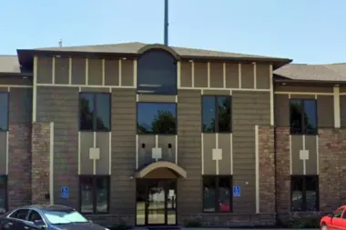 Everest Institute IA 50322