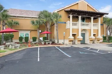 Gulf Breeze Recovery FL 32561