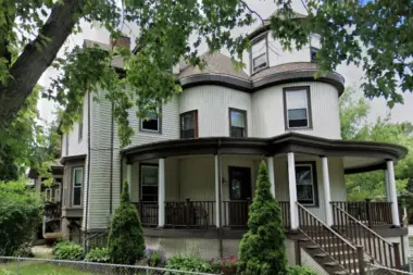 Interim House MA 2124