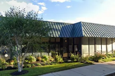 McLean - Waverley Place MA 2478