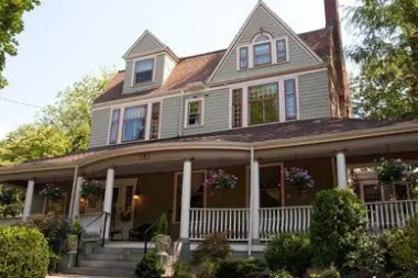 Monte Nido - Laurel Hill MA 2155