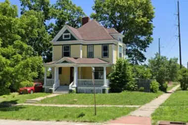 Oxford House Greystone KS 66603