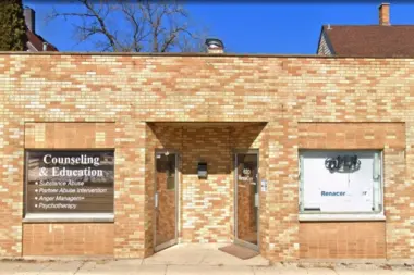 Renacer Latino IL 60085