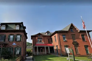 Scadd Men's Halfway House CT 6360