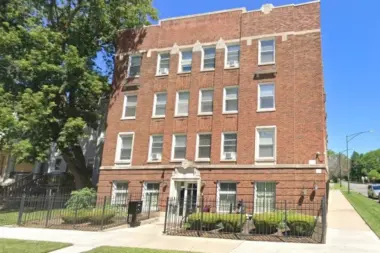 Thresholds - Rowan Trees IL 60621