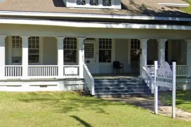 Twin Oaks Senior Center MS 39401