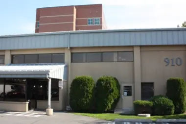 Colonial Clinic WA 99201