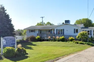 Family Resources Associates WI 53094