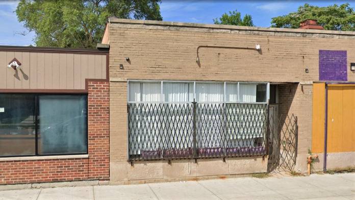 Le Penseur Youth & Family Services IL 60643