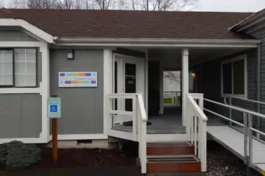 Lifeline Connections - Mount Vernon Office WA 98273