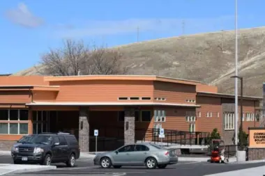 Looking Glass Community Services OR 97448