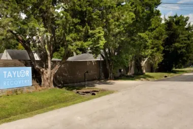 Taylor Recovery Addiction Treatment Center on Lavender TX