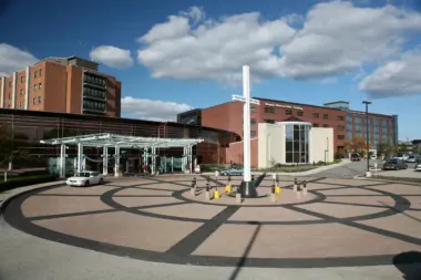 The facilities at AMITA Health Alexian Brothers Medical Center in Elk Grove Village, IL 1