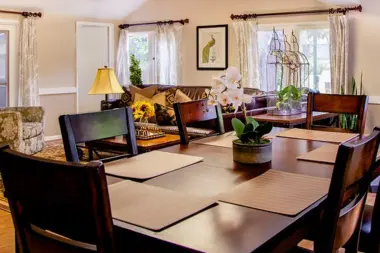 The facilities at Aurora Las Encinas Hospital in Pasadena, CA 3