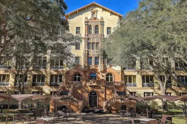 The facilities at Bay Pines VA Healthcare System - CW Bill Young Medical Center in Bay Pines, FL 5