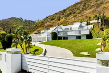 The facilities at Beachside Teen Treatment Center in Malibu, CA 5