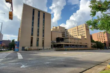 The facilities at Birmingham VA Medical Center in Birmingham, AL 1