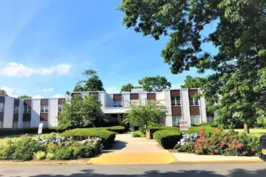 The facilities at Brunswick Hospital Center in Amityville, NY 4
