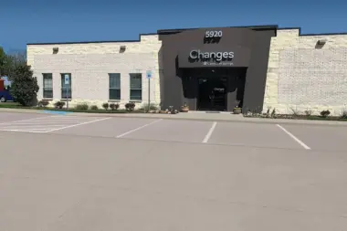 The facilities at Changes Carrollton Springs in Plano, TX 2
