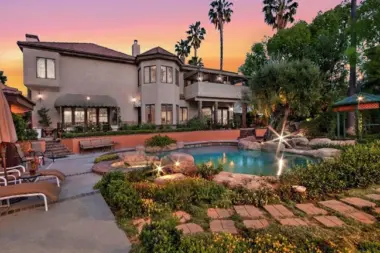 The facilities at Evolve Treatment Centers for Teens - Aura in Los Angeles, CA 3