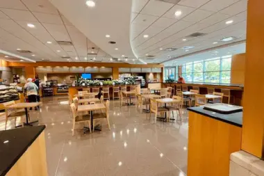 The facilities at Glenbrook Hospital in Glenview, IL 4