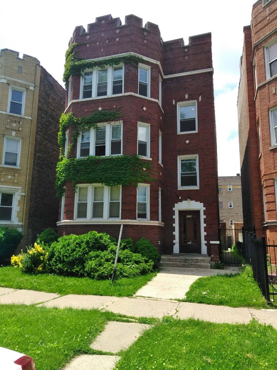 Henry's Sober Living House