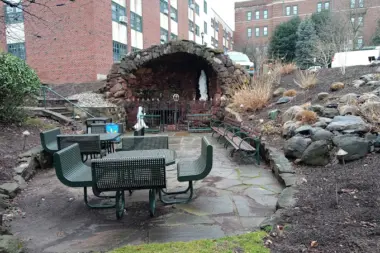 The facilities at Holy Name Hospital - Holy Name Pavilion in Teaneck, NJ 1