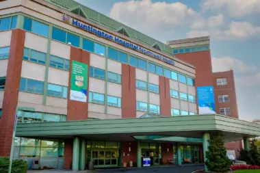 The facilities at Huntington Hospital in Huntington, NY 3
