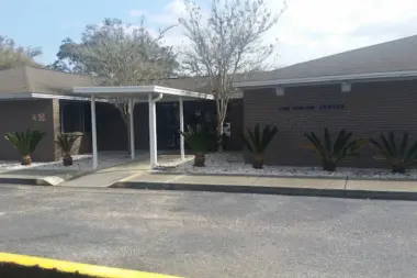 The facilities at Lakeview - Avalon Center in Milton, FL 1